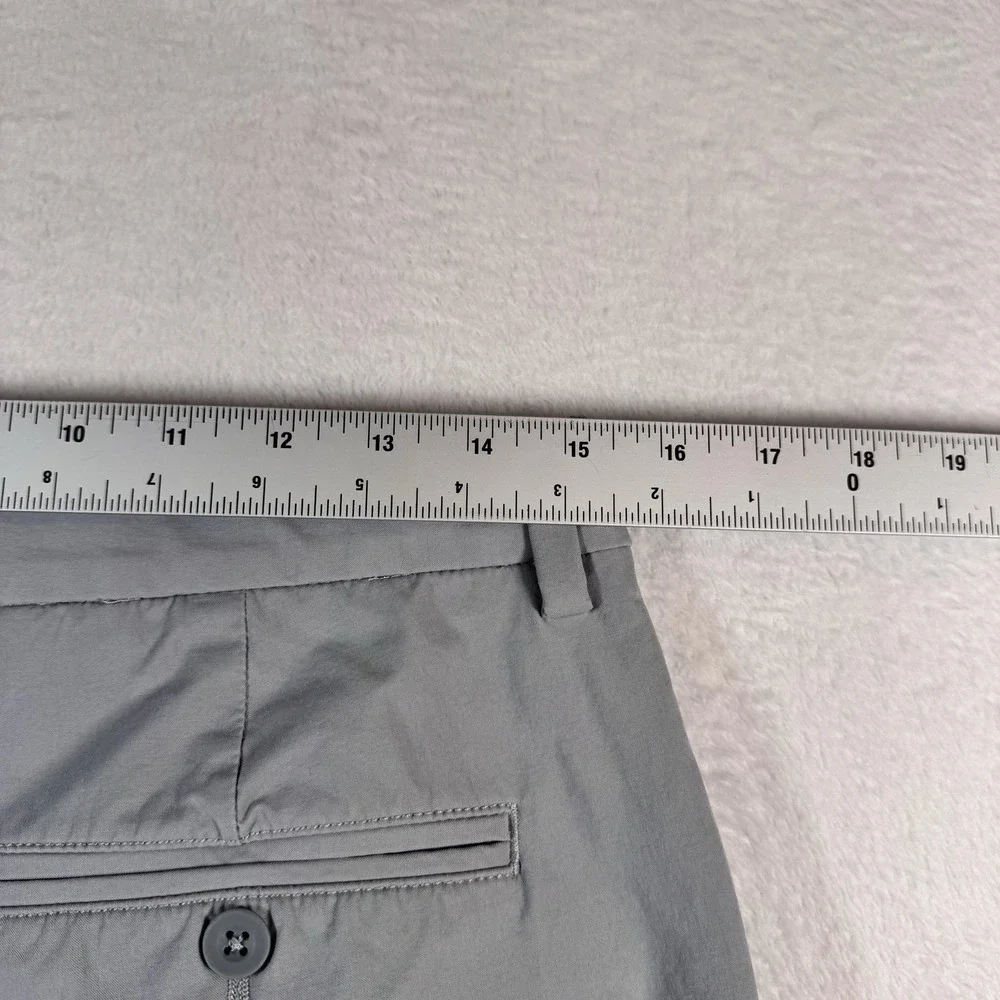 Vineyard Vines On The Go Shorts Mens 30 Gray 9 In Inseam Chino Stretch Casual
